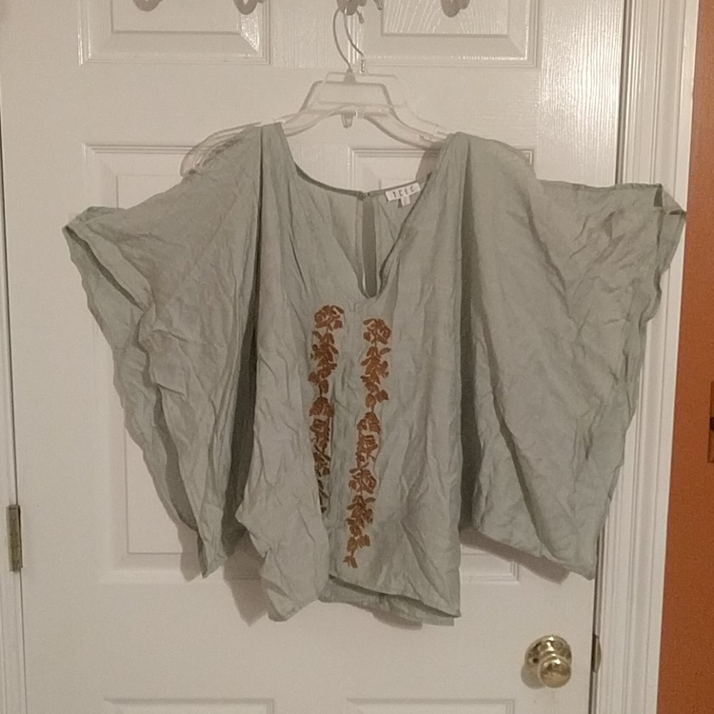 Beautiful Beachy Blouse